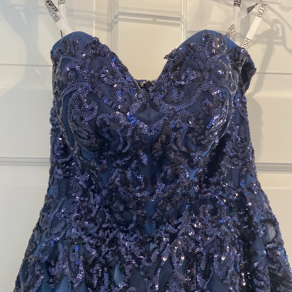 NWOT Navy Blue Blush Brand Formal Dress. - Picture 4 of 5